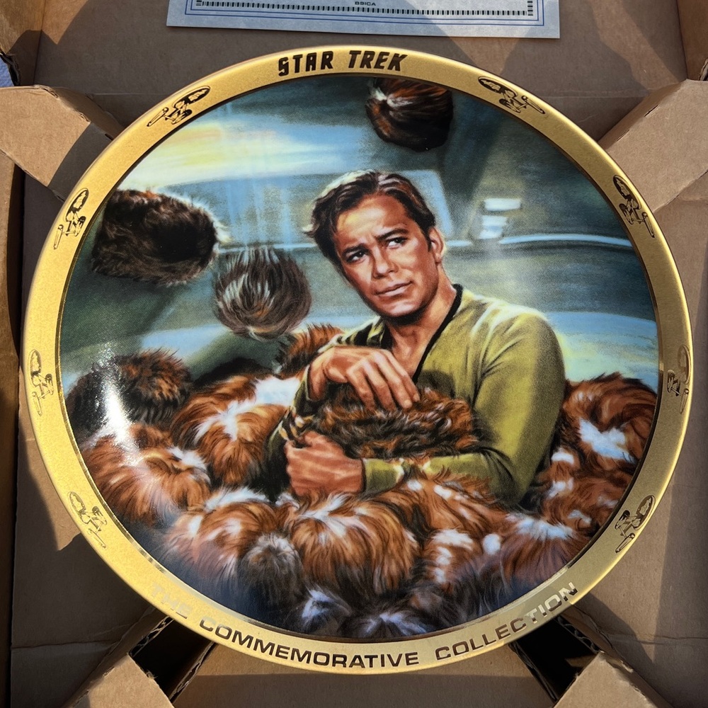 Hamilton Collection commemorative collection The Trouble with Tribbles plate
